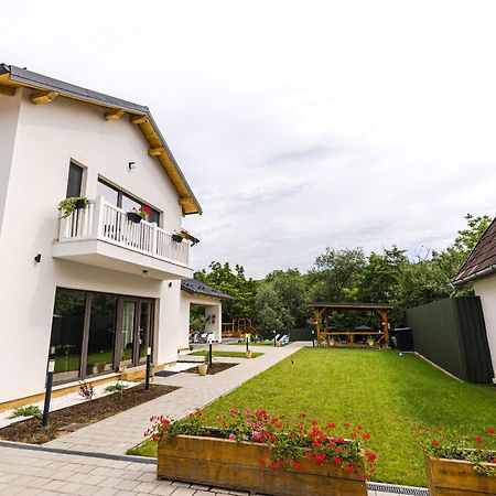 Ioanaguesthouse Turda Exterior photo