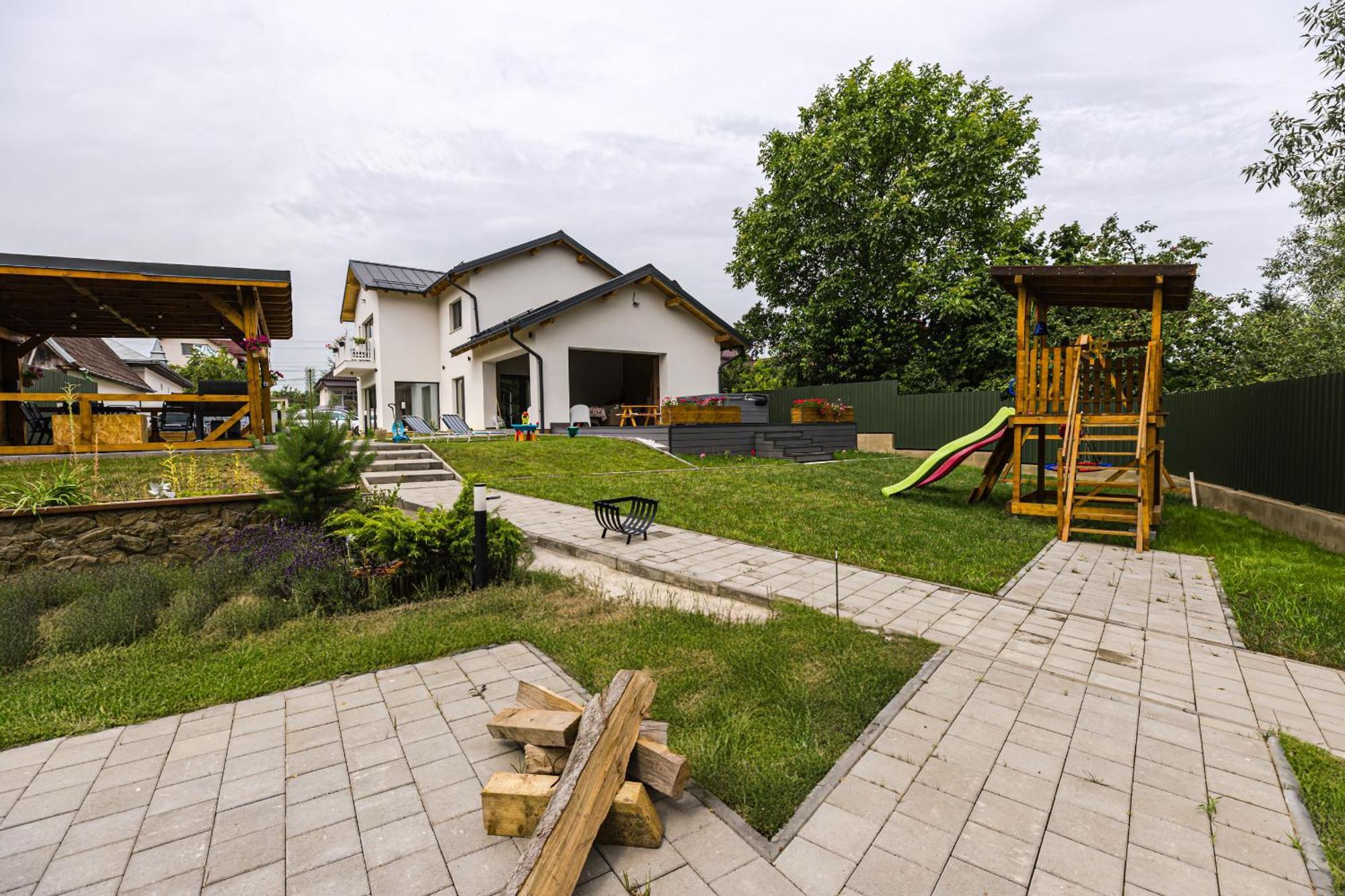 Ioanaguesthouse Turda Exterior photo